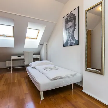 Lägenhet Attic By Wenceslas Square